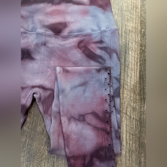 ⚡SOLD⚡Spiritual Gangster Love Sculpt Tie Dye Leggings w. Laser-Cut Trim - Picture 3 of 7